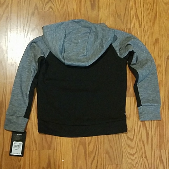 Boys Nike Dri Fit Hoodie - Picture 4 of 5